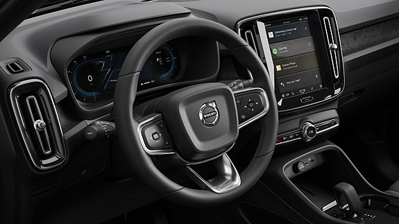 Volvo XC40 24 of 28