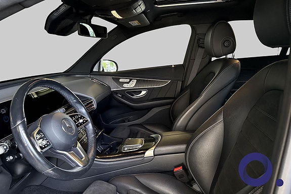 Mercedes-Benz EQC400 12 of 30