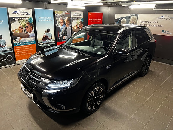 Mitsubishi Outlander 2 of 30