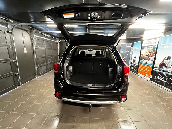 Mitsubishi Outlander 19 of 30