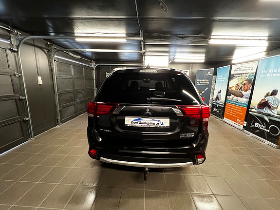 Mitsubishi Outlander 17 of 30