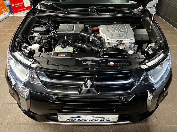 Mitsubishi Outlander 11 of 30