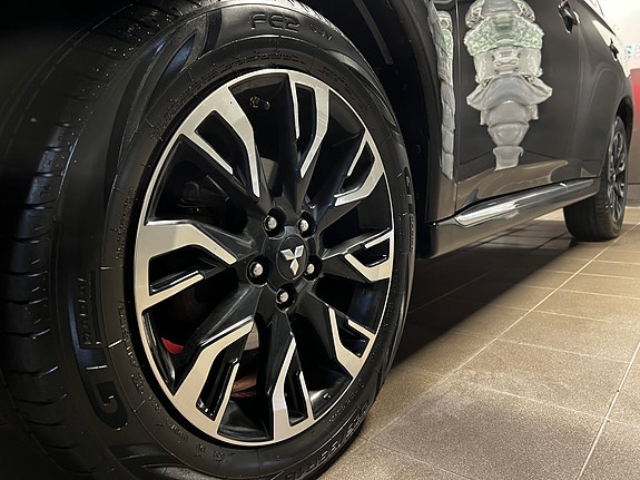 Mitsubishi Outlander 14 of 30