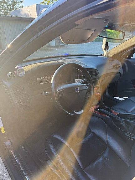 Volvo V70 11 of 18