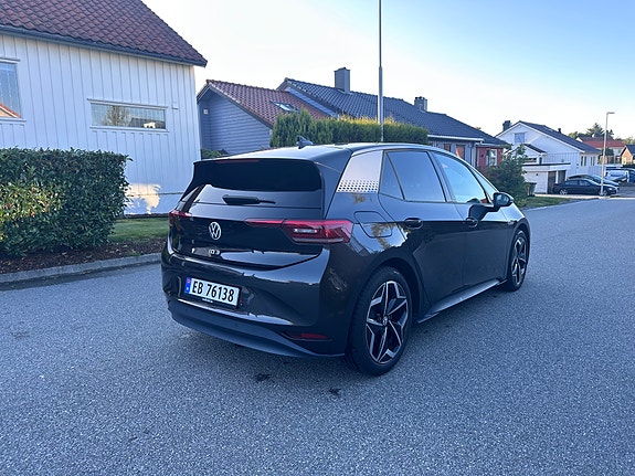 Volkswagen ID.3 7 of 30