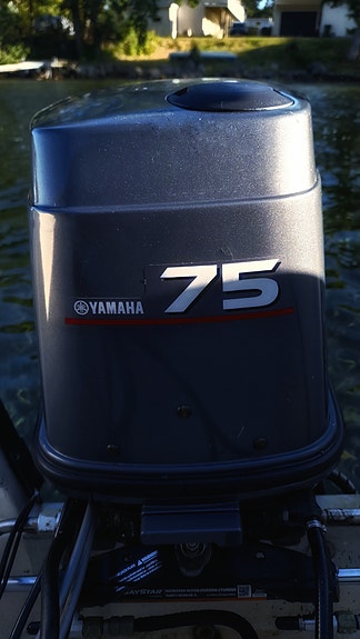 Yamaha 75 hk - 2T -2004 mod. 3 of 8