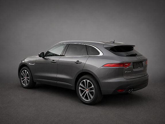 Jaguar F-PACE 6 of 28
