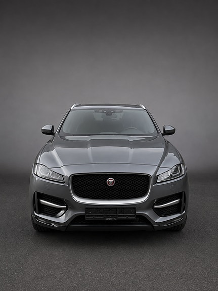 Jaguar F-PACE 9 of 28
