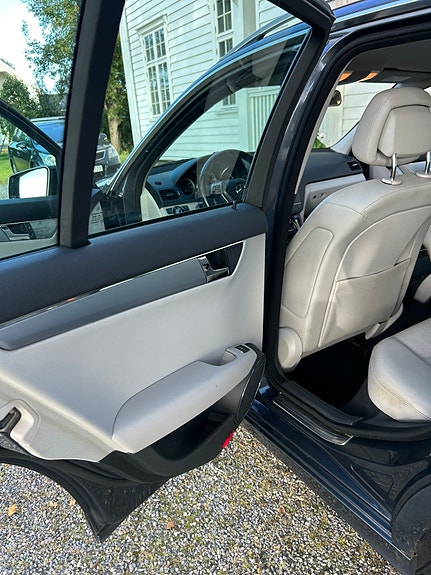 Mercedes-Benz C200 d 13 of 22