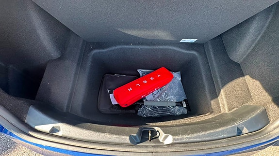 Tesla Model 3 7 of 24