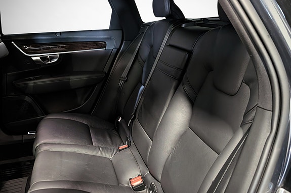 Volvo V90 19 of 30