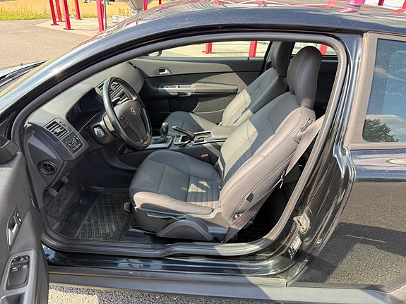 Volvo C30 10 of 29