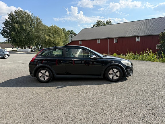 Volvo C30 6 of 29