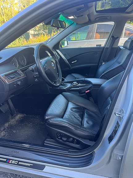 BMW 530i 9 of 16