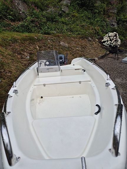 Yamarin 4210 med 15 hk Yamaha til salgs med henger 3 of 9