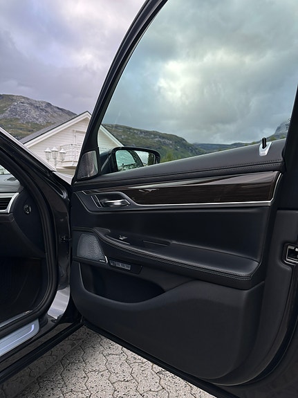 BMW 730d 22 of 30