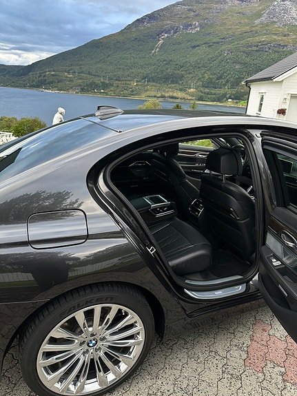 BMW 730d 26 of 30
