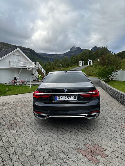 BMW 730d 7 of 30