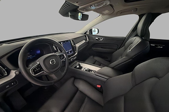 Volvo XC60 6 of 26