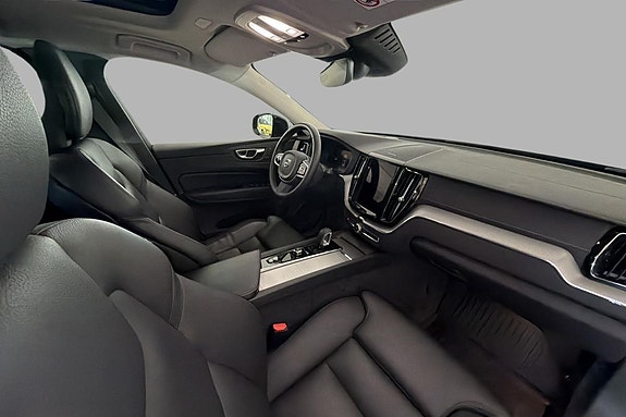 Volvo XC60 17 of 26