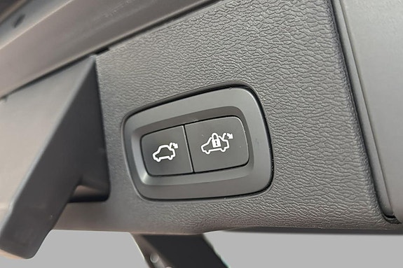 Volvo XC60 23 of 26