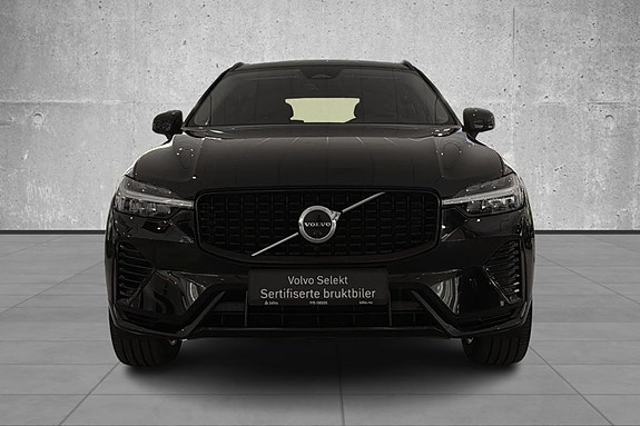 Volvo XC60 3 of 26
