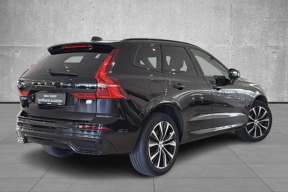 Volvo XC60 5 of 26