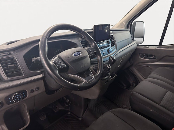 Ford Transit 16 of 30