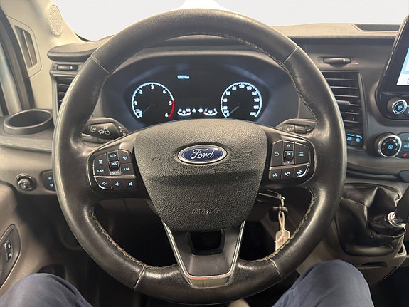 Ford Transit 17 of 30