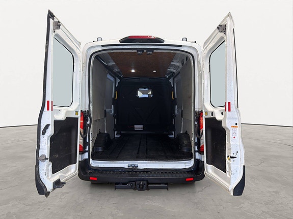 Ford Transit 11 of 30