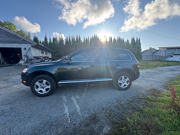 Volkswagen Touareg 6 of 7