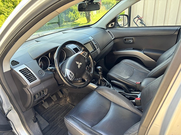 Mitsubishi Outlander 6 of 6