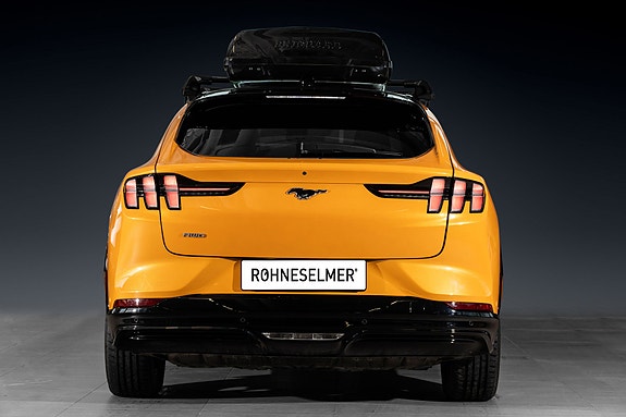 Ford Mustang Mach-E 7 of 30