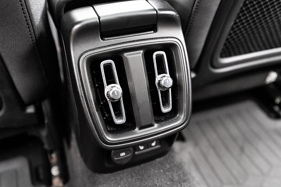 Polestar 2 24 of 30