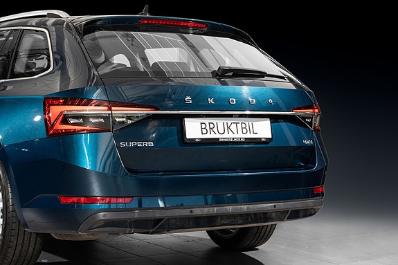 Skoda Superb 7 of 30