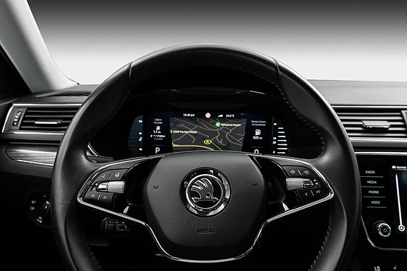 Skoda Superb 10 of 30