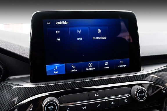 Ford Kuga 17 of 24