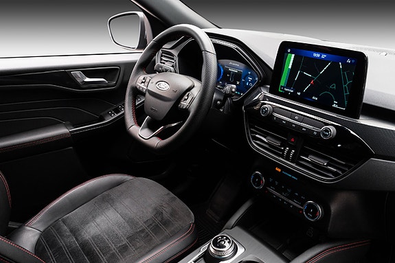 Ford Kuga 23 of 24