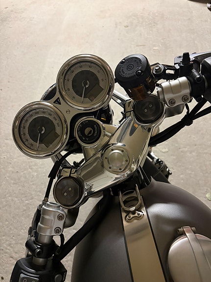 Triumph Thruxton 1200 RS 5 of 5