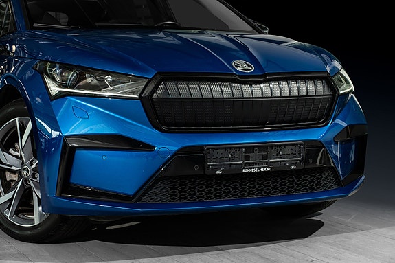 Skoda Enyaq 2 of 30