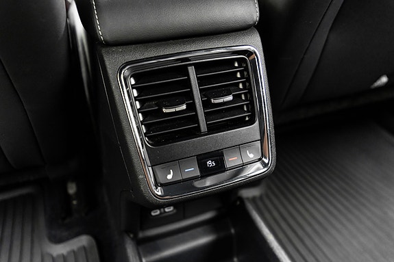 Skoda Enyaq 25 of 30