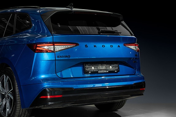 Skoda Enyaq 7 of 30