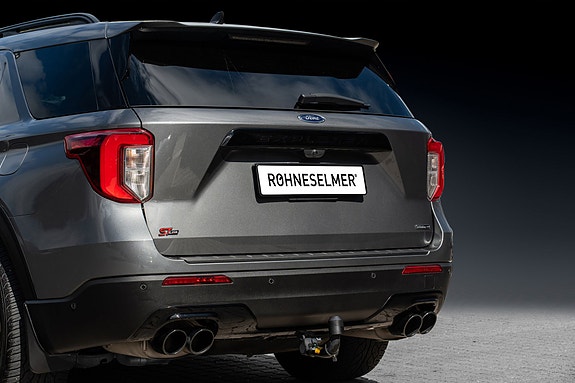 Ford Explorer 11 of 30