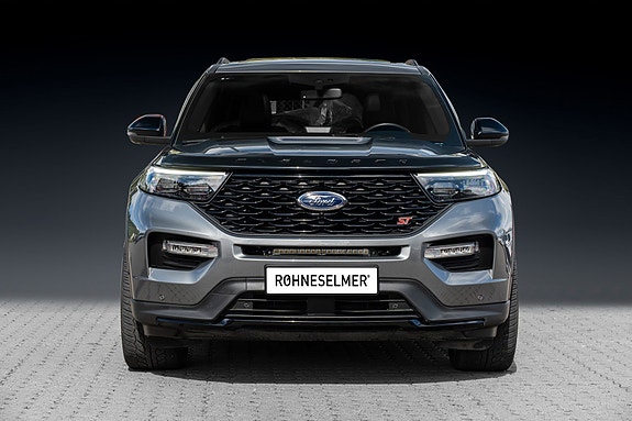 Ford Explorer 7 of 30