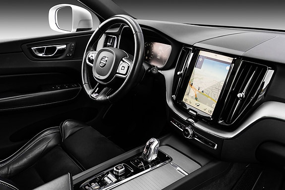 Volvo XC60 29 of 30