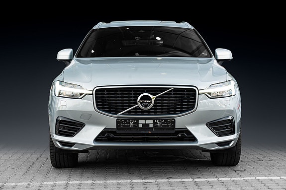 Volvo XC60 3 of 30