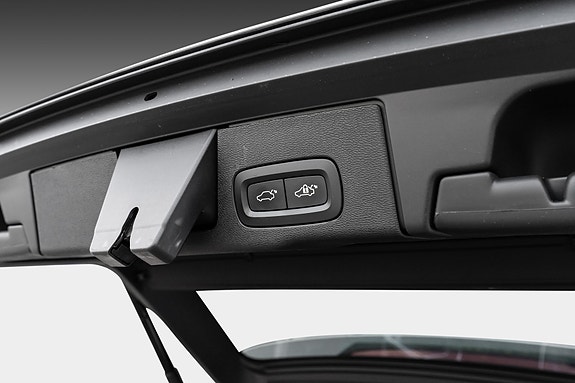 Volvo XC60 30 of 30