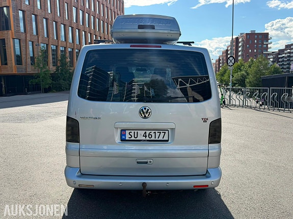 Volkswagen Multivan 6 of 19