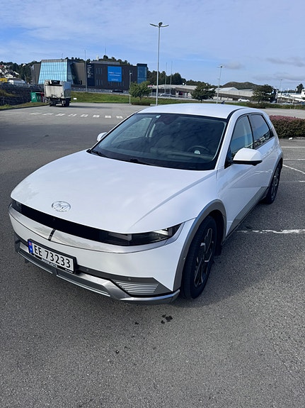 Hyundai Ioniq 5 3 of 30