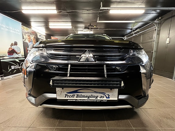 Mitsubishi Outlander 9 of 30